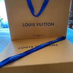 Aunthentic Louis Vuitton Box and Shopping bag.$100